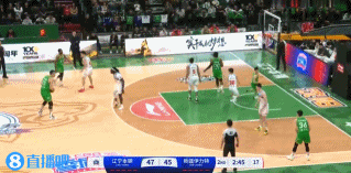 啥招也会！奥利弗先张手三分&再大幅度变向接后仰中投 连砍5分！